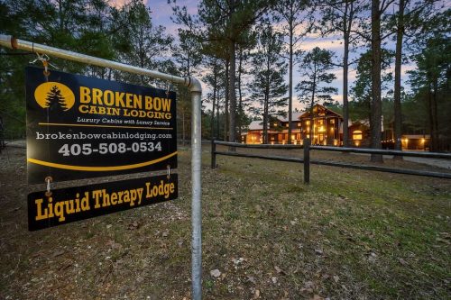 Liquid-Therapy-Lodge-Broken-Bow-Cabins-00310