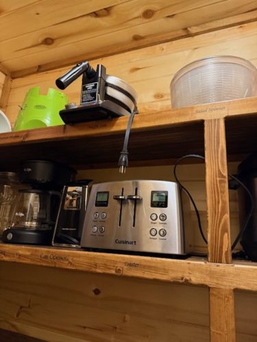 Liquid-Therapy-Lodge-Broken-Bow-Cabins-Amenities-Kitchen-3
