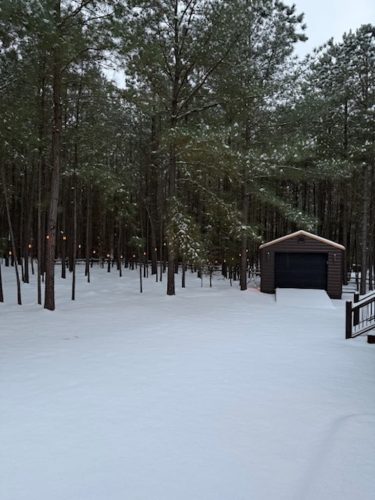 Liquid-Therapy-Lodge-Broken-Bow-Cabins-Snow-20