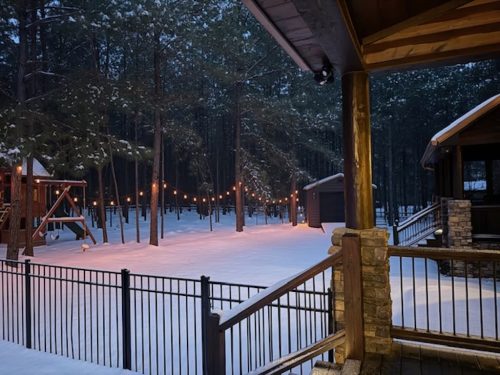 Liquid-Therapy-Lodge-Broken-Bow-Cabins-Snow-21